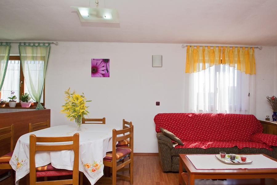 Holiday Home Ana Pula Luaran gambar