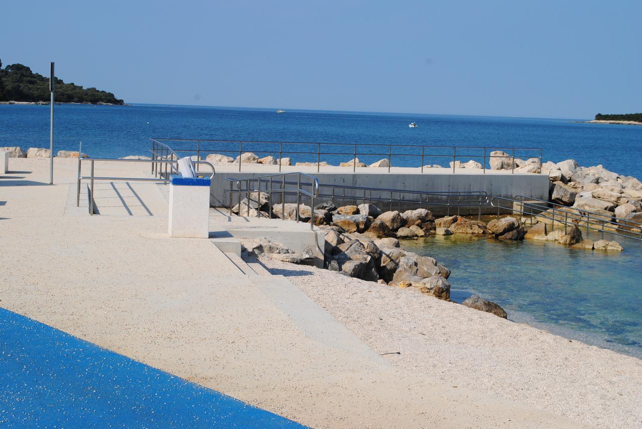 Holiday Home Ana Pula Luaran gambar